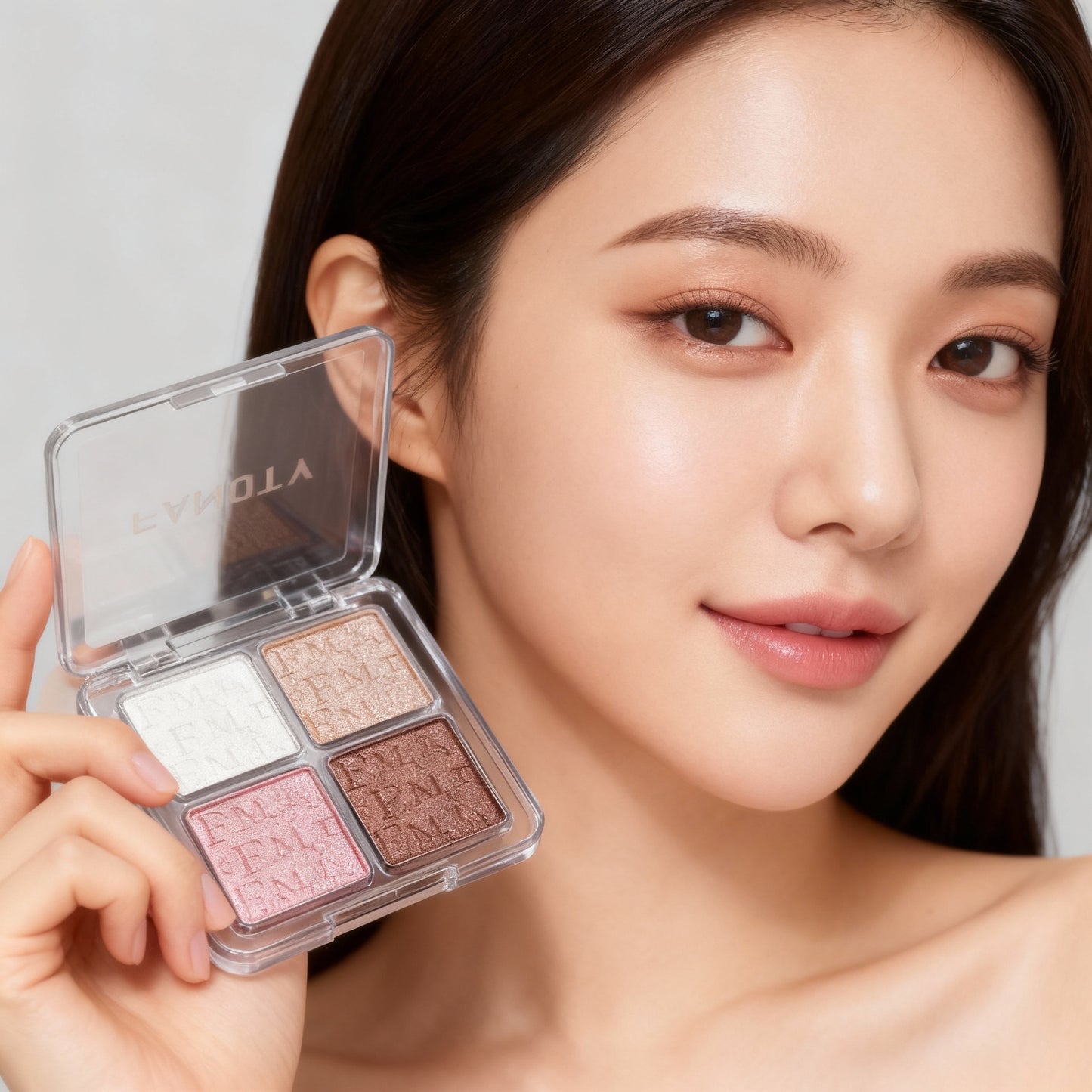 ChatGPT a dit :  Shade Glow Highlighter Palette